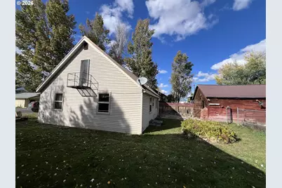 108/110 Park Ave, Seneca, OR 97873 - Photo 5