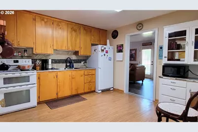 204 Main St, Richland, OR 97870 - Photo 5