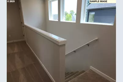 712 Magnolia Ave, Woodburn, OR 97071 - Photo 15