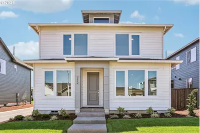 712 Magnolia Ave, Woodburn, OR 97071 - Photo 1
