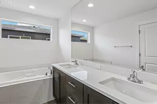 712 Magnolia Ave, Woodburn, OR 97071 - Photo 13