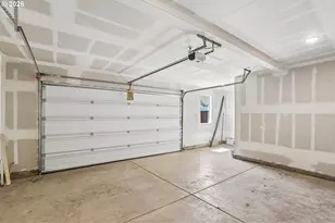 712 Magnolia Ave, Woodburn, OR 97071 - Photo 23