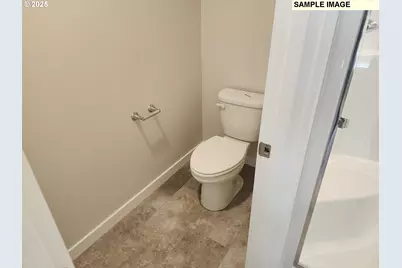 712 Magnolia Ave, Woodburn, OR 97071 - Photo 23