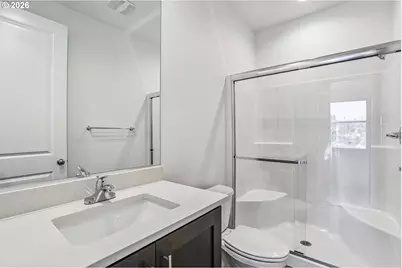 712 Magnolia Ave, Woodburn, OR 97071 - Photo 9