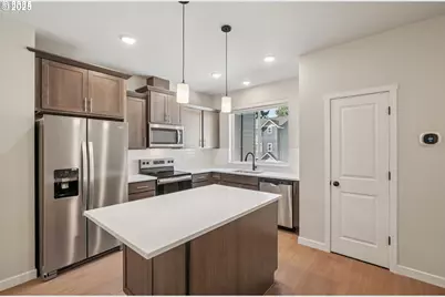 21196 SW Ortiz Ln, Beaverton, OR 97003 - Photo 7