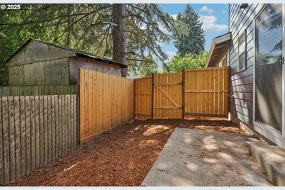 21196 SW Ortiz Ln, Beaverton, OR 97003 - Photo 35