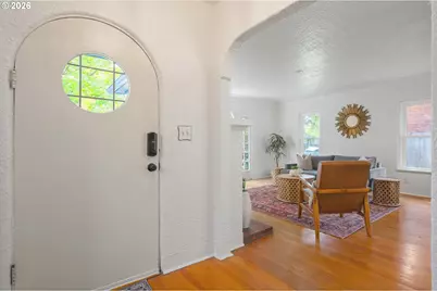 1610 Olive St, Eugene, OR 97401 - Photo 3