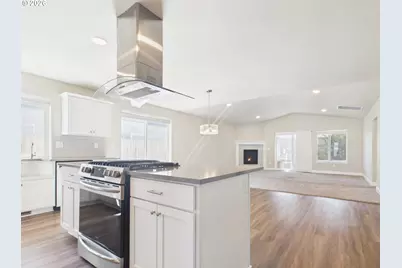 1973 NW 6th St, Hermiston, OR 97838 - Photo 17