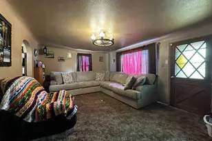 467 17th St, Springfield, OR 97477 - Photo 11