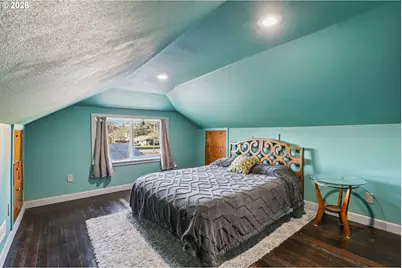 9328 SE Glenwood St, Portland, OR 97266 - Photo 27