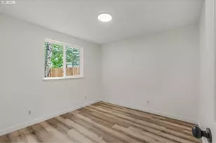 5465 Red Leaf Dr, Salem, OR 97306 - Photo 13