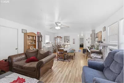1044 23rd Ave, Sweet Home, OR 97386 - Photo 5