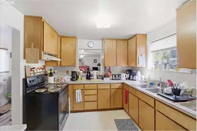 1044 23rd Ave, Sweet Home, OR 97386 - Photo 9
