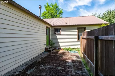 1044 23rd Ave, Sweet Home, OR 97386 - Photo 21