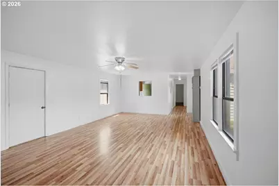 1044 23rd Ave, Sweet Home, OR 97386 - Photo 5