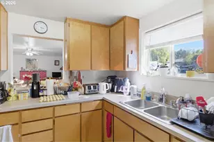 1044 23rd Ave, Sweet Home, OR 97386 - Photo 11