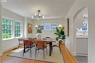 3335 NE Holladay St, Portland, OR 97232 - Photo 11