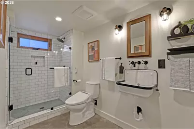 3335 NE Holladay St, Portland, OR 97232 - Photo 29