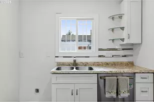 6415 SE 93rd Ave, Portland, OR 97266 - Photo 17