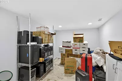 6415 SE 93rd Ave, Portland, OR 97266 - Photo 37