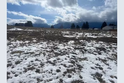 1009 Summit Dr, Enterprise, OR 97828 - Photo 3