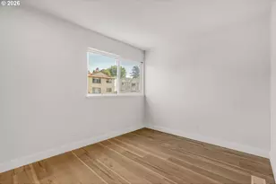 6836 N Pittsburg Ave, Portland, OR 97203 - Photo 33