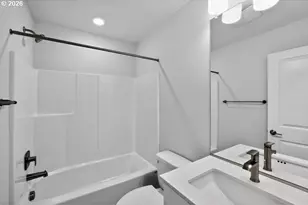 7527 NW Eleanor Ave, Portland, OR 97229 - Photo 13