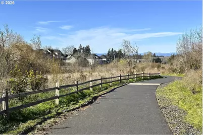 7527 NW Eleanor Ave, Portland, OR 97229 - Photo 31