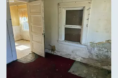 6416 N Omaha Ave, Portland, OR 97217 - Photo 17