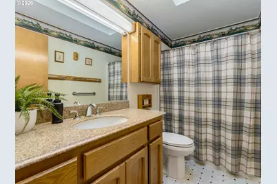 702 NE 134th St, Vancouver, WA 98685 - Photo 25