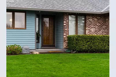 702 NE 134th St, Vancouver, WA 98685 - Photo 5