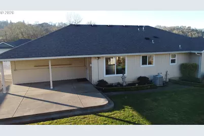 1570 W Basil St, Roseburg, OR 97471 - Photo 41