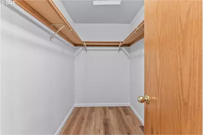 2245 NW Cabrillo Ct, Roseburg, OR 97471 - Photo 17