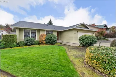 2245 NW Cabrillo Ct, Roseburg, OR 97471 - Photo 3