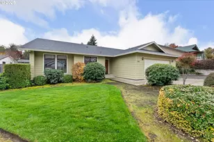 2245 NW Cabrillo Ct, Roseburg, OR 97471 - Photo 3