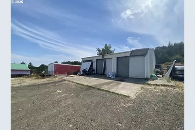 7555 Sawtell Rd, Sheridan, OR 97378 - Photo 11