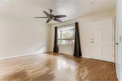 2237 SE 189th Ave, Portland, OR 97233 - Photo 7