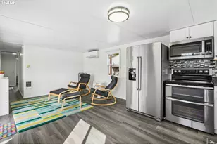 18989 NE Marine Dr, Portland, OR 97230 - Photo 19