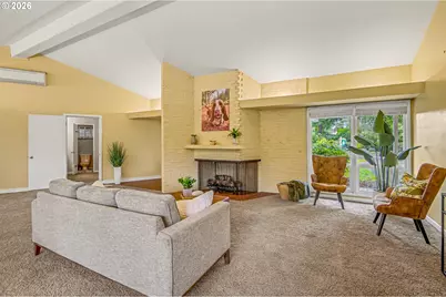 2453 Pioneer Pike, Eugene, OR 97401 - Photo 3