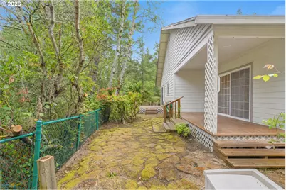 5096 Wood Lake Way, Florence, OR 97439 - Photo 37
