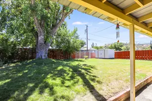 814 W 11th St, The Dalles, OR 97058 - Photo 41