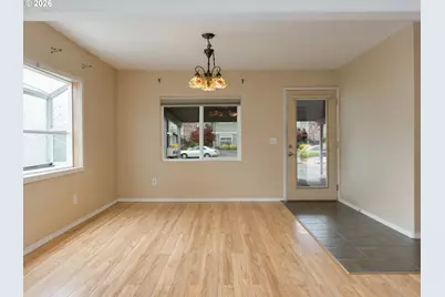 2024 NE Poynter St, Hillsboro, OR 97124 - Photo 29