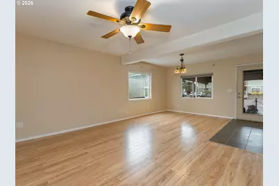 2024 NE Poynter St, Hillsboro, OR 97124 - Photo 25