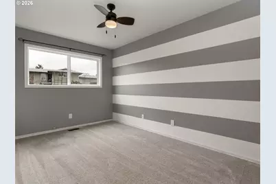 2024 NE Poynter St, Hillsboro, OR 97124 - Photo 13