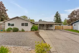 2024 NE Poynter St, Hillsboro, OR 97124 - Photo 41