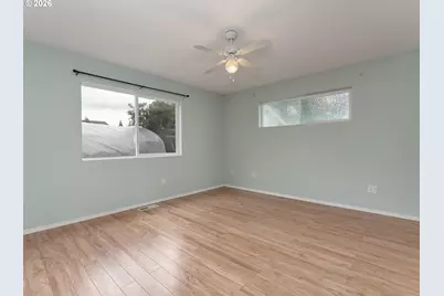 2024 NE Poynter St, Hillsboro, OR 97124 - Photo 21