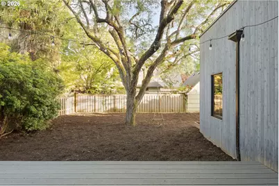 2540 SE Clay St, Portland, OR 97214 - Photo 25