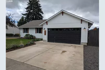 445 Scott Ave, Creswell, OR 97426 - Photo 3