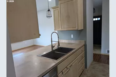 445 Scott Ave, Creswell, OR 97426 - Photo 21