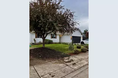 445 Scott Ave, Creswell, OR 97426 - Photo 5